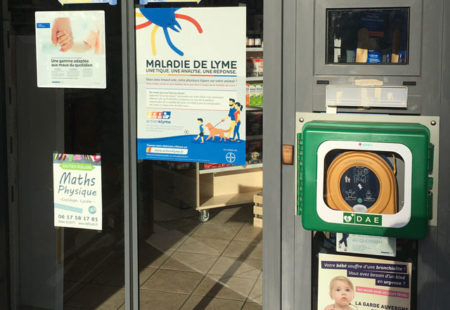 Un défibrillateur à la pharmacie de la Liberté !